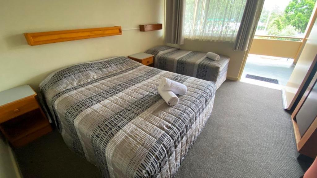 Bucketts Way Motel Gloucester Esterno foto