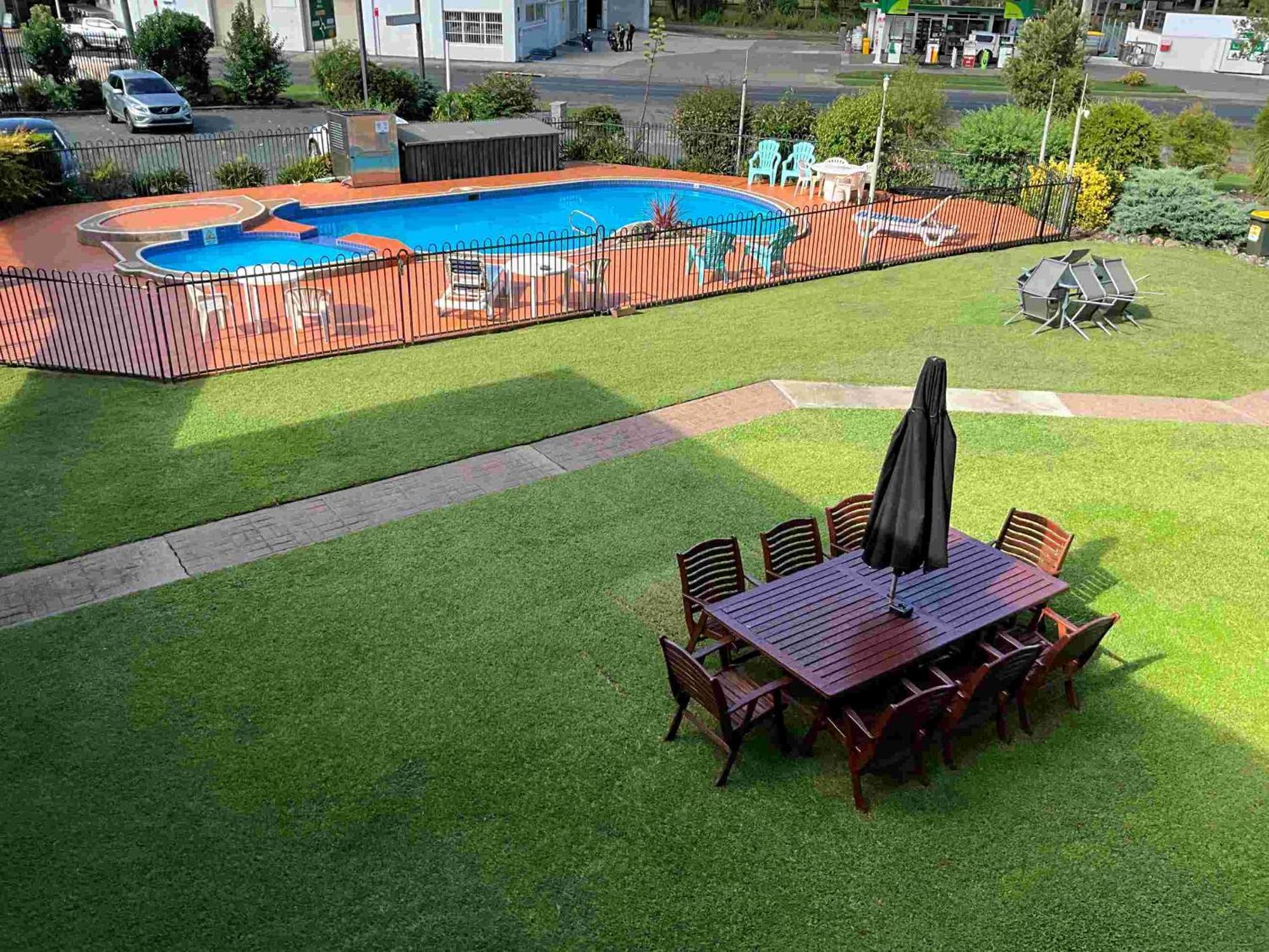 Bucketts Way Motel Gloucester Esterno foto