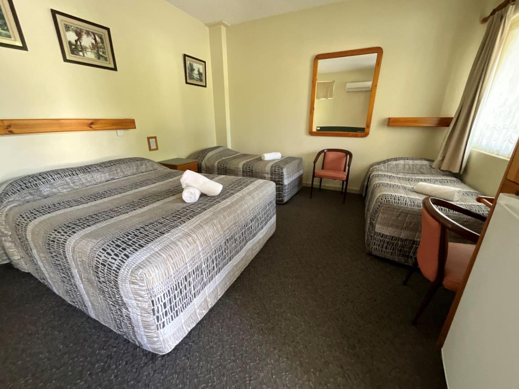 Bucketts Way Motel Gloucester Esterno foto