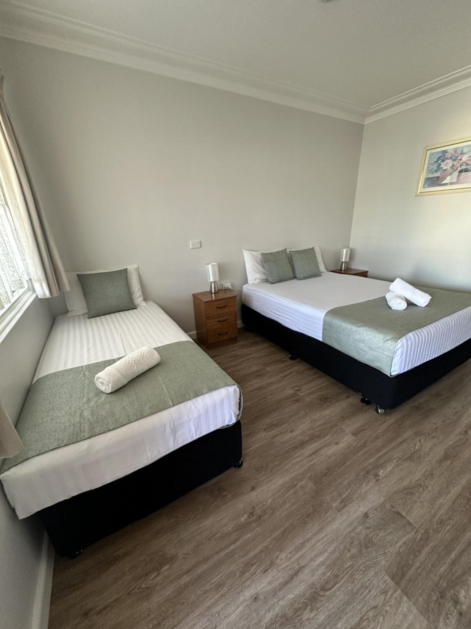 Bucketts Way Motel Gloucester Esterno foto